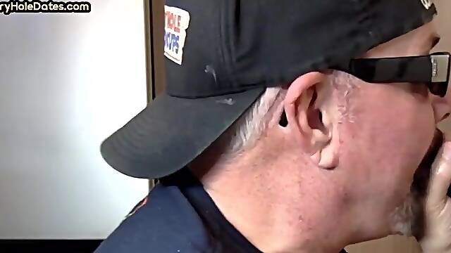 Voyeurcam gay gloryhole recorded
