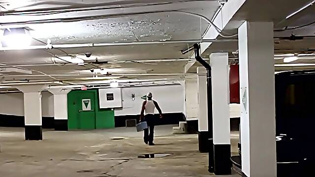 Electrician stud jerking his BBC