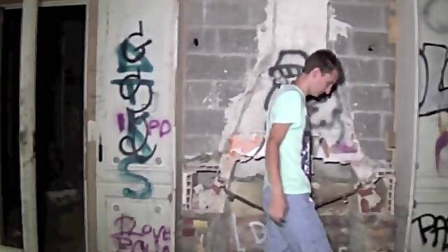 Sexy twink fucked by straight Arab outdoor during the night - CrunchBoy