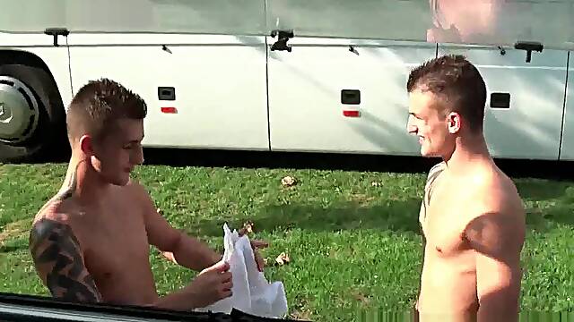 WEB CAM - Mercury Fake twins Privat Jerking - EastBoys