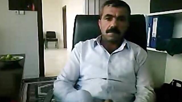 Arab Iraqi Step daddy Excited In His Office !!