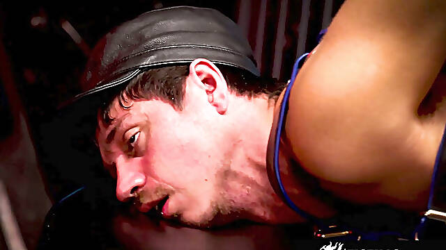 FISTING INFERNO - Jonzu’s Massive Cock & Toy Destroy Dakota Wonders’ Hole