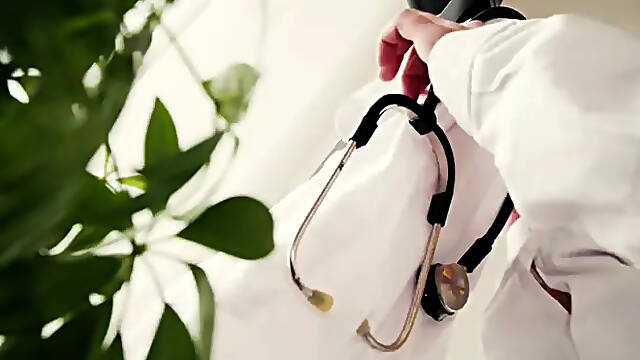 Dark Haired Doctor, Fingers, and a Big Dilemma