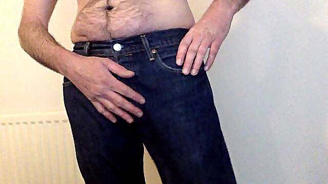 Me in my fresh jeans and elderly lingerie gonzo