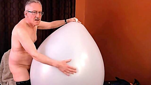 149) 2 immense Round Balloons, One 17 Round Balloon Pop fun
