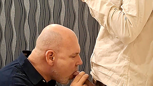 Thomas Sucked off Sexy Man. Big Dick Huge Cumshout. with Piss