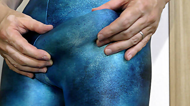 Blue Leggings Masturbation