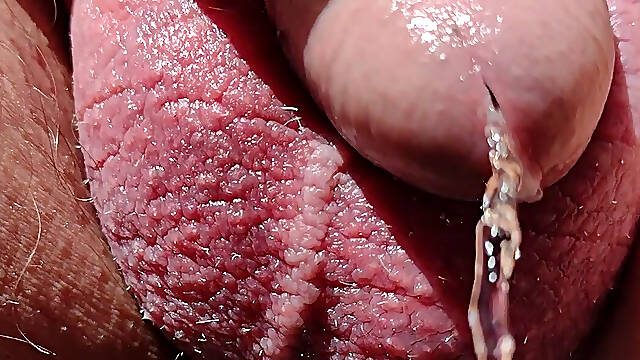 Closeup piss wanking for my favourite