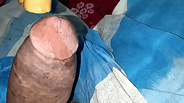 Indian Desi boy to handjob video session - 2
